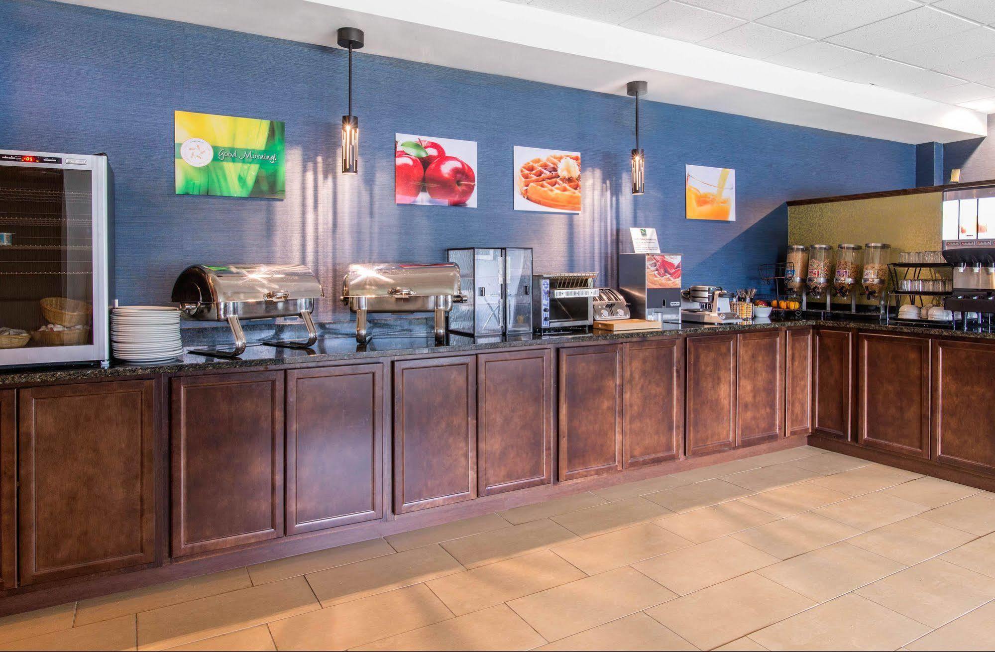 Quality Hotel & Suites Gander Exterior foto